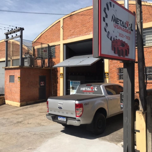 Indústria Metalúrgica METALRL - Usinagem de Peças